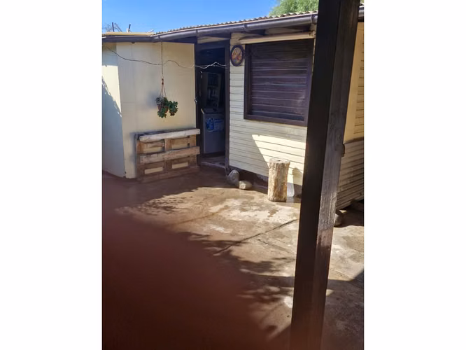 Gestimob vende amplia casa de un piso en pasaje Aulén , Villa Robert Kennedy, Estación Central - Imagen 13