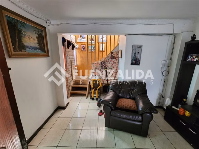 Casa en venta de 5 dorm. en El Bosque