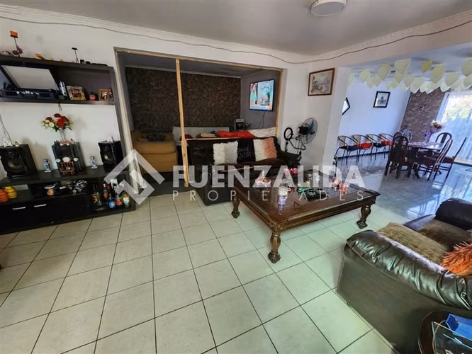 Casa en venta de 5 dorm. en El Bosque - Imagen 7