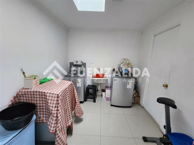 Casa en venta de 5 dorm. en El Bosque - Imagen 8