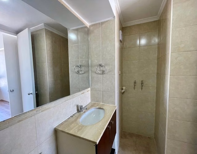 Arriendo departamento 1 dorm. en calle Portugal - Imagen 12