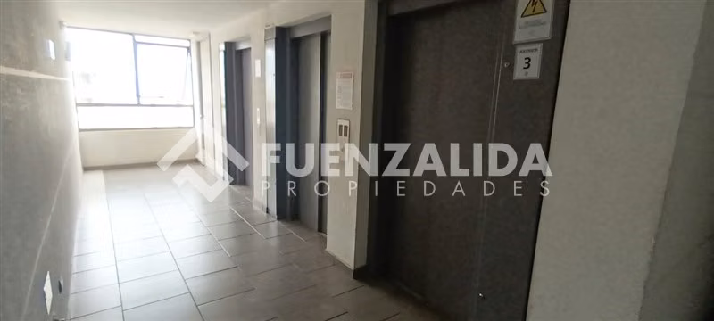 Departamento en Venta de 2 Dorm. 2 Baños, en Macul