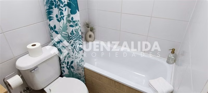 Departamento en Venta de 2 Dorm. 2 Baños, en Macul