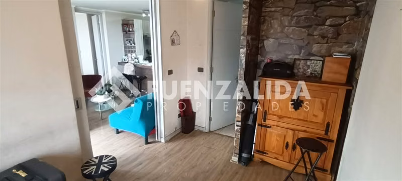 Departamento en Venta de 2 Dorm. 2 Baños, en Macul