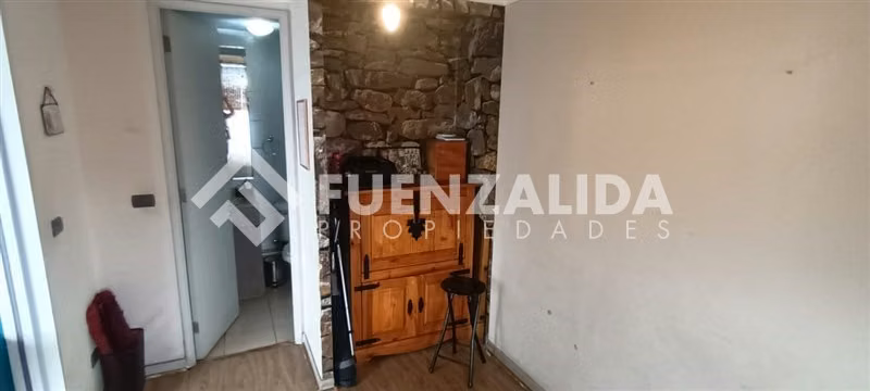 Departamento en Venta de 2 Dorm. 2 Baños, en Macul