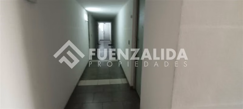 Departamento en Venta de 2 Dorm. 2 Baños, en Macul