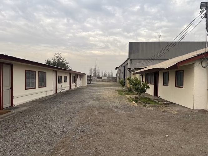 GRAN Bodega Industrial y oficinas 5000m² en Lampa