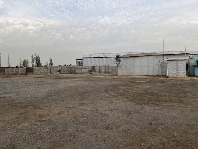 GRAN Bodega Industrial y oficinas 5000m² en Lampa