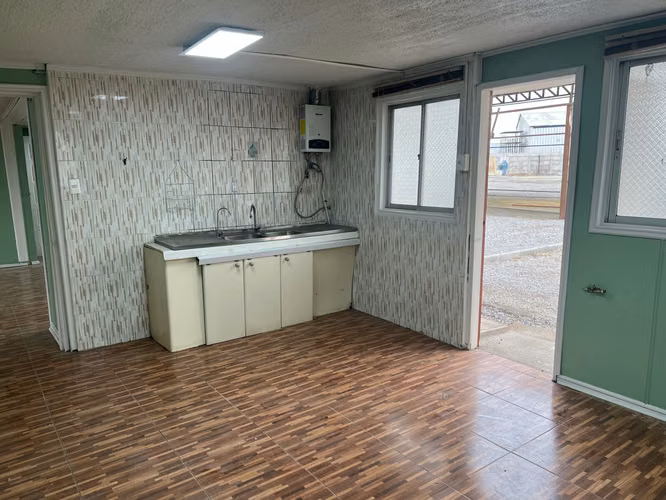GRAN Bodega Industrial y oficinas 5000m² en Lampa