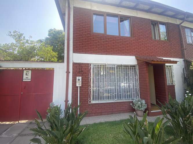 CÓMODA CASA A LA VENTA - Imagen 2