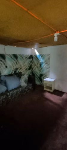 CASA SOLIDA CON AMPLIO PATIO. - Imagen 19