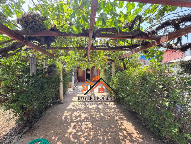 Ideal ser comercial en Sector Residencial (180185)
