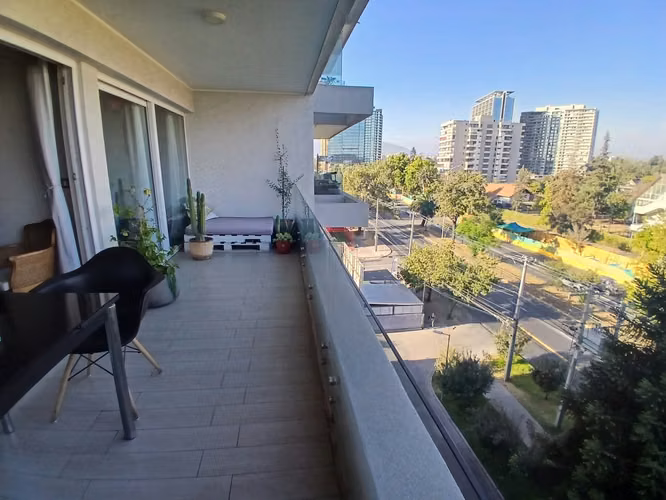 Hermoso Depto. Mariposa Est. y Bod. Metro Príncipe de Gales