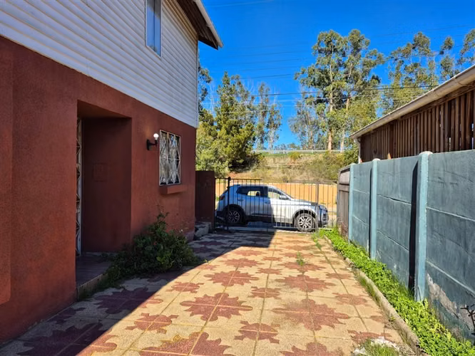 Casa en venta de 3 dorm. en Algarrobo