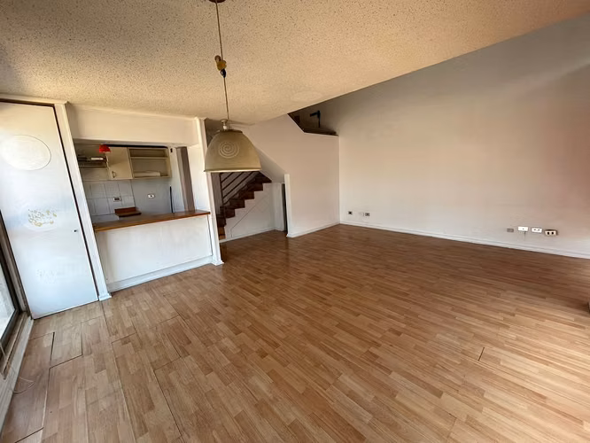 Arriendo hermoso Loft, Moneda, Santiago