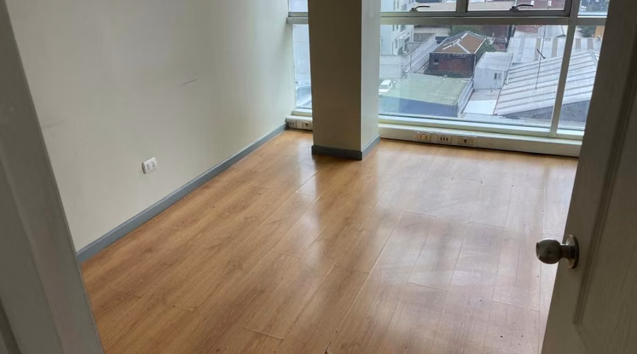 Arrendamos Oficina Amplia Edificio Prat Temuco