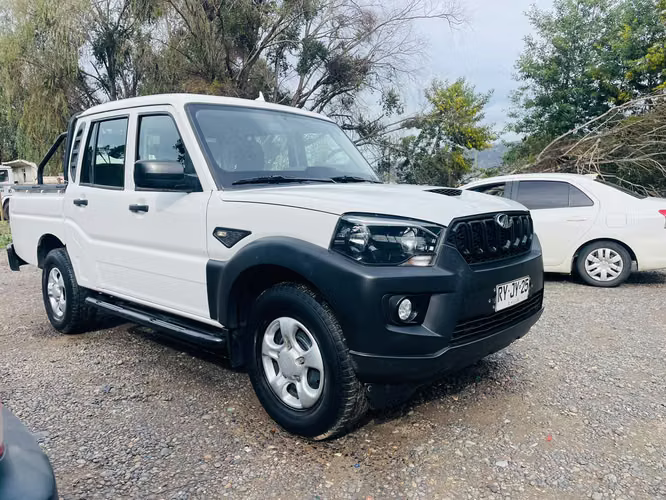 Camioneta Mahindra Pick Up 2022