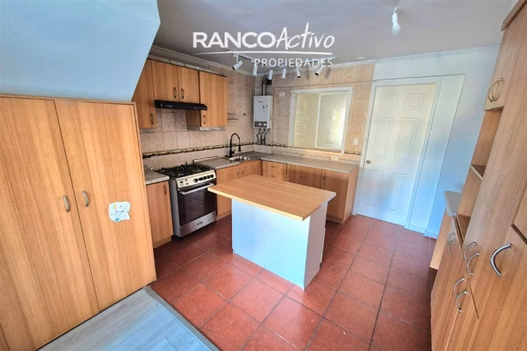 Casa centrica en arriendo de 3 dormitorios en Puerto Varas