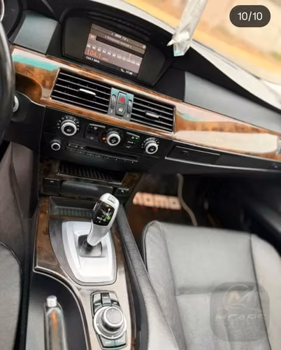 BMW 525i 2010