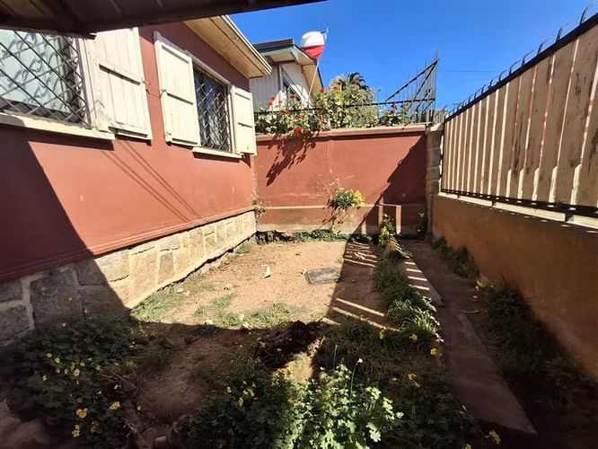 Casa en venta de 3 dorm. en Cartagena