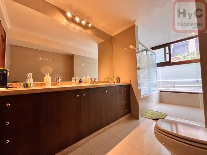 Exclusivo departamento de 182 m2 en el corazón de Providencia