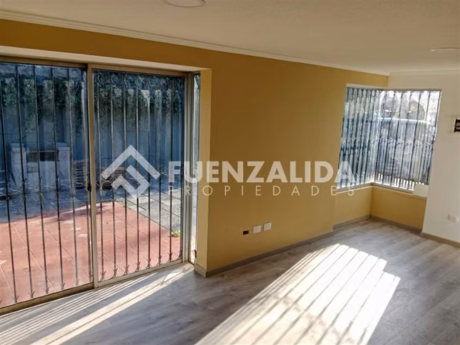 Casa en venta de 3 dorm. en Puente Alto
