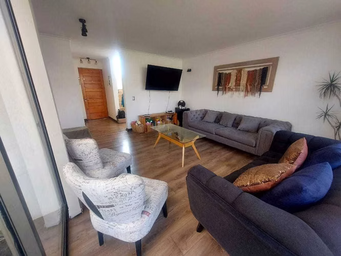CASA EN CONDOMINIO EN LA SERENA  (180218)