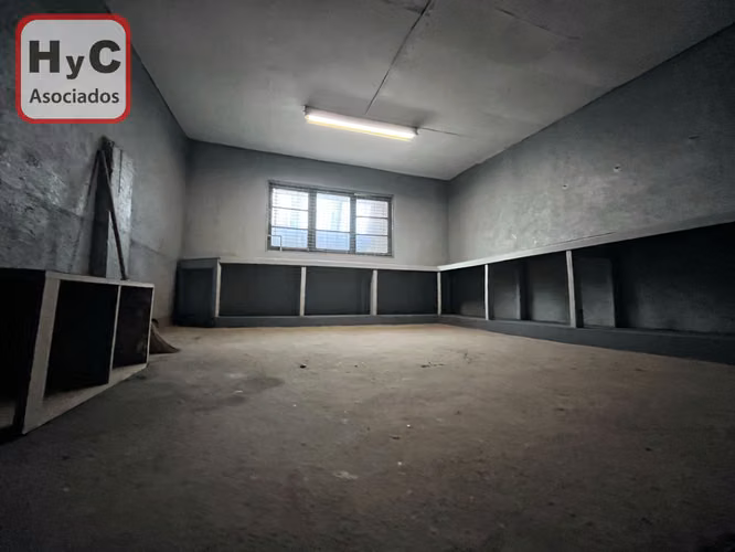 Imponente Propiedad Industrial y Comercial de 615 m² Útiles + Mes de Gracia! - Imagen 13