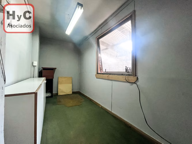 Imponente Propiedad Industrial y Comercial de 615 m² Útiles: Gran Versatilidad Operativa - Imagen 14