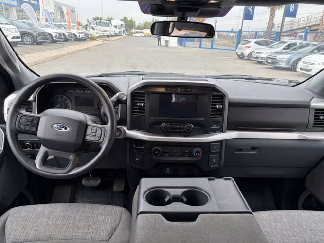 FORD F-150 3.3 CC XLT AT DESCUENTA IVA