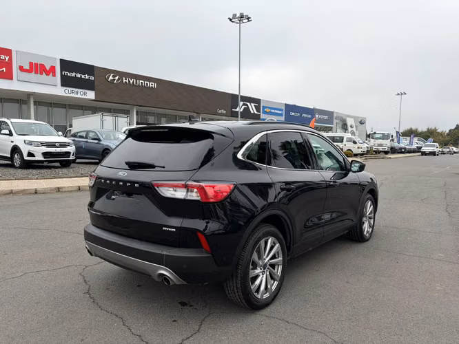 FORD ESCAPE AWD 2.0 AUT TITANIUM