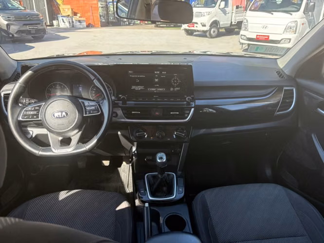 KIA SELTOS 1.6 EX MT