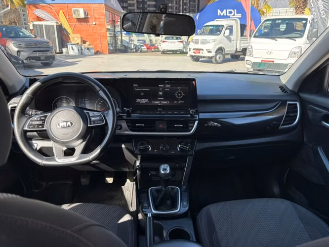 KIA SELTOS 1.6 EX MT