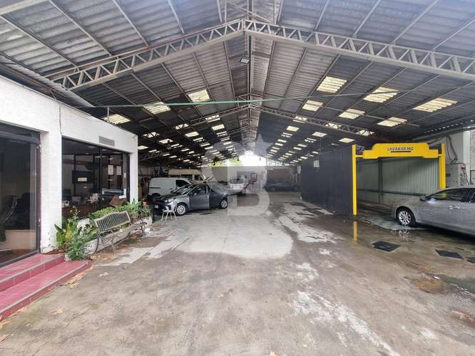 Local Comercial y Galpón en Ñuñoa