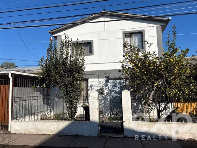 Casa en venta de 6 dorm. en Estación Central