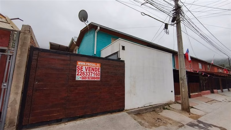Casa en venta de 4 dorm. en Curacaví