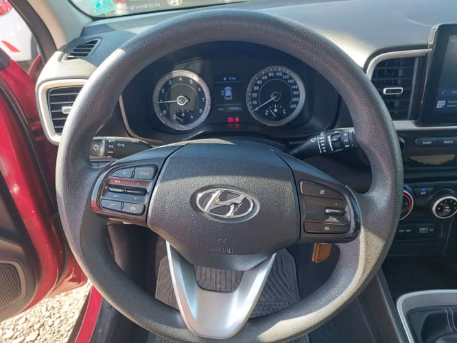 HYUNDAI VENUE QX 1.6