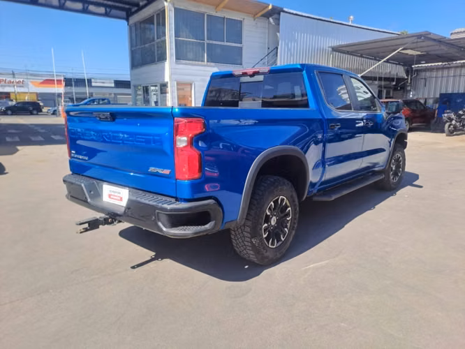 CHEVROLET SILVERADO 6.2 ZR2 AT 4X4 - DESCUENTA IVA - Imagen 5
