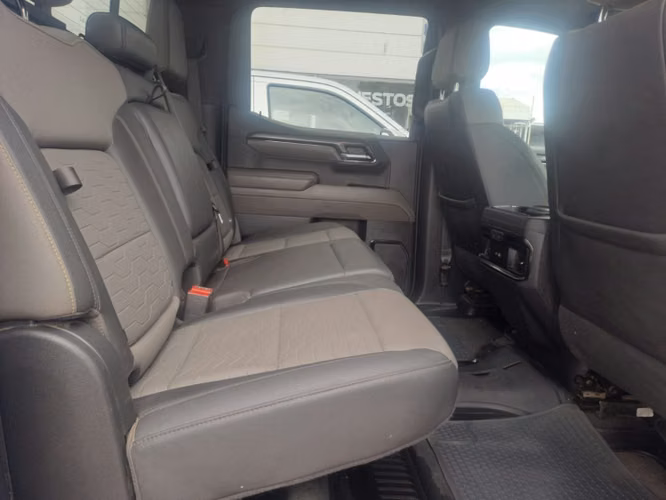 CHEVROLET SILVERADO 6.2 ZR2 AT 4X4 - DESCUENTA IVA - Imagen 12
