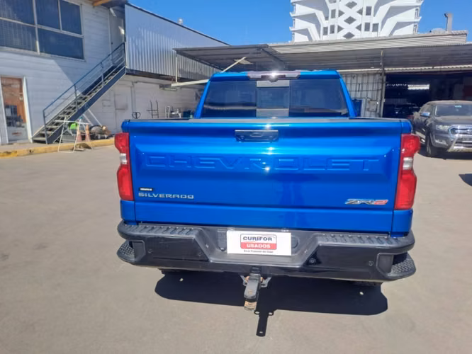 CHEVROLET SILVERADO 6.2 ZR2 AT 4X4 - DESCUENTA IVA - Imagen 13