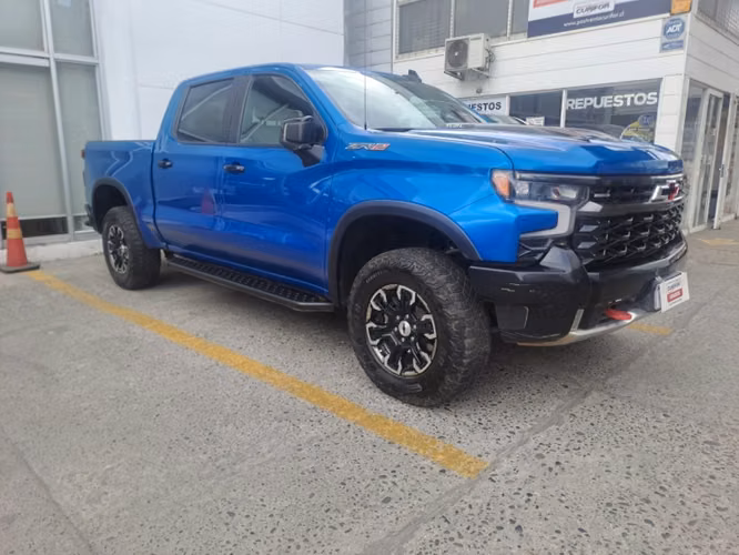 CHEVROLET SILVERADO 6.2 ZR2 AT 4X4 - DESCUENTA IVA - Imagen 3