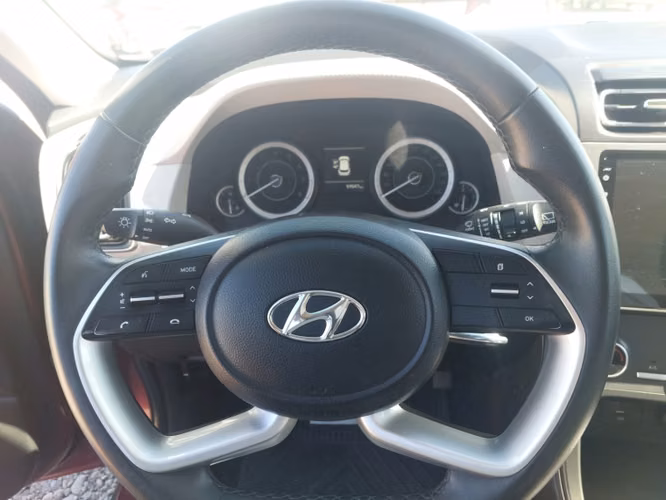 HYUNDAI CRETA 1.5 SU2I PLUS MT