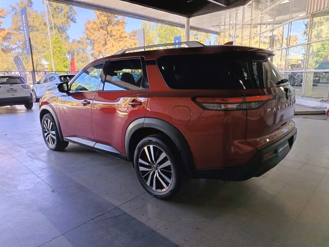 NISSAN PATHFINDER 3.5 ADVANCE AT 4X4 R53