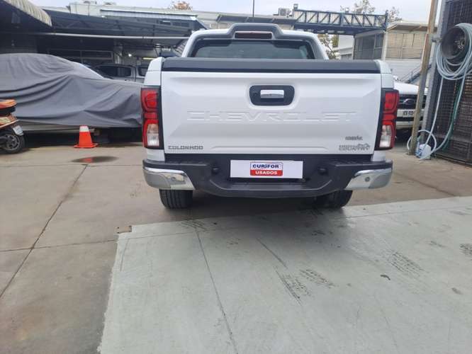 CHEVROLET COLORADO 2.8 HIGH COUNTRY AT 4X4 DIESEL - Imagen 8