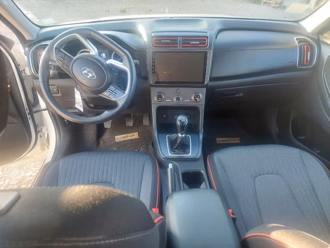 HYUNDAI CRETA 1.5 SU2I PLUS MT