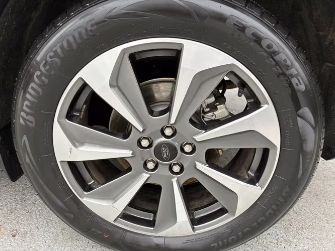 FORD ESCAPE FHEV 2.5 AUT