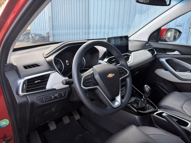 CHEVROLET CAPTIVA 1.5 LTZ P MT