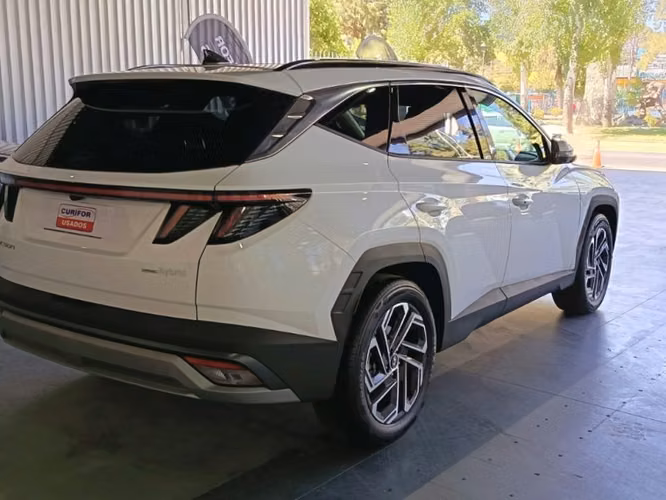 HYUNDAI TUCSON 1.6 T NX4 LIMITED AT 4X4 HIBRIDO - Imagen 5