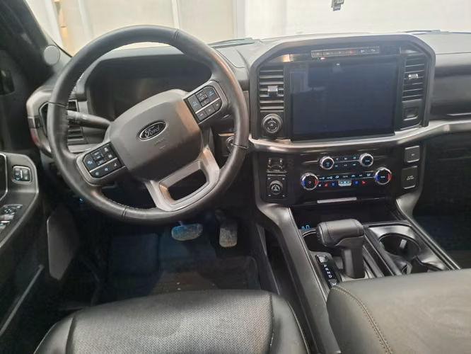 FORD F-150 5.0 LARIAT BLACK CC AT 4X4 - Imagen 10