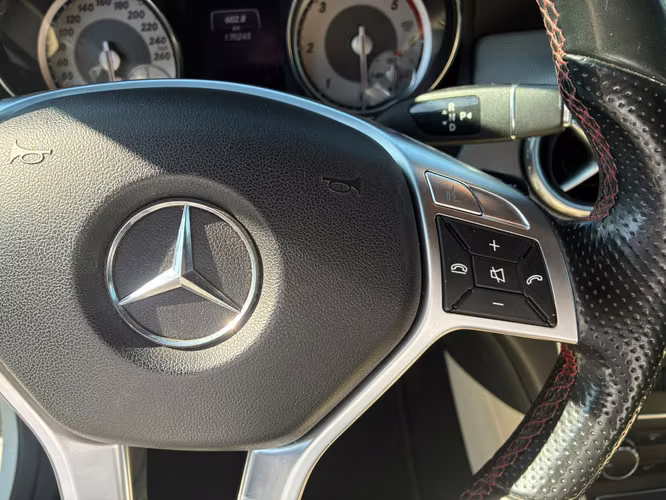 MERCEDES BENZ GLA 220 2.1 CDI 4MATIC AT 4X4 DIESEL
